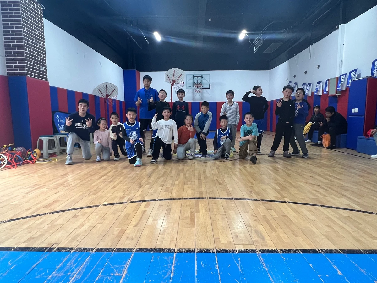 东方启明星篮球训练营北京